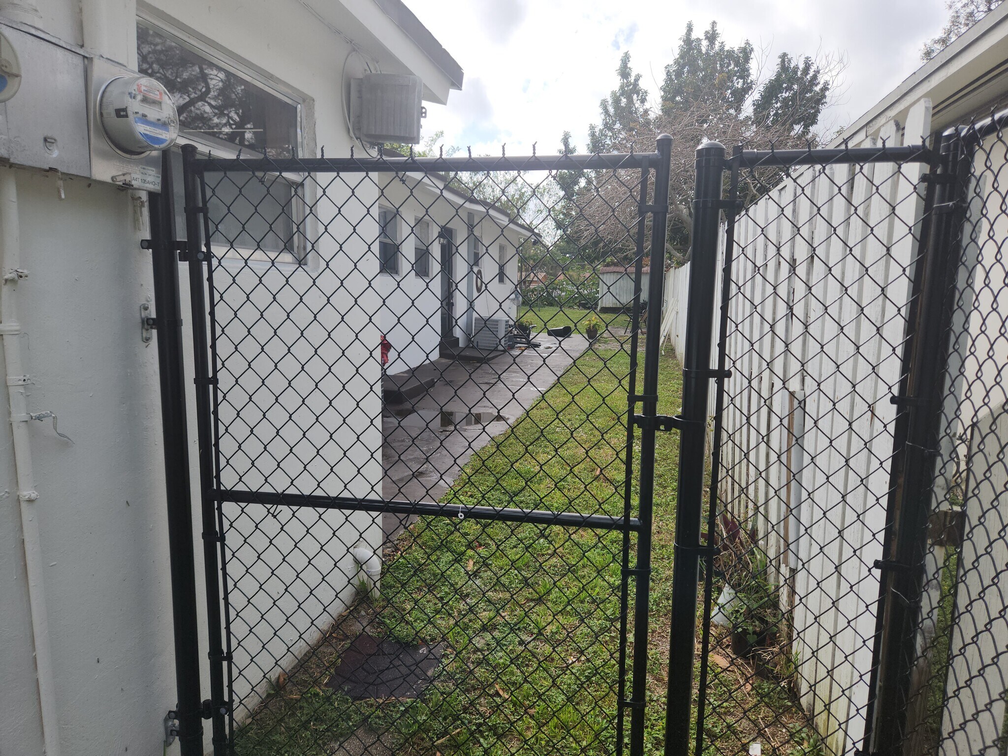 Building Photo - 838 NW 98th St