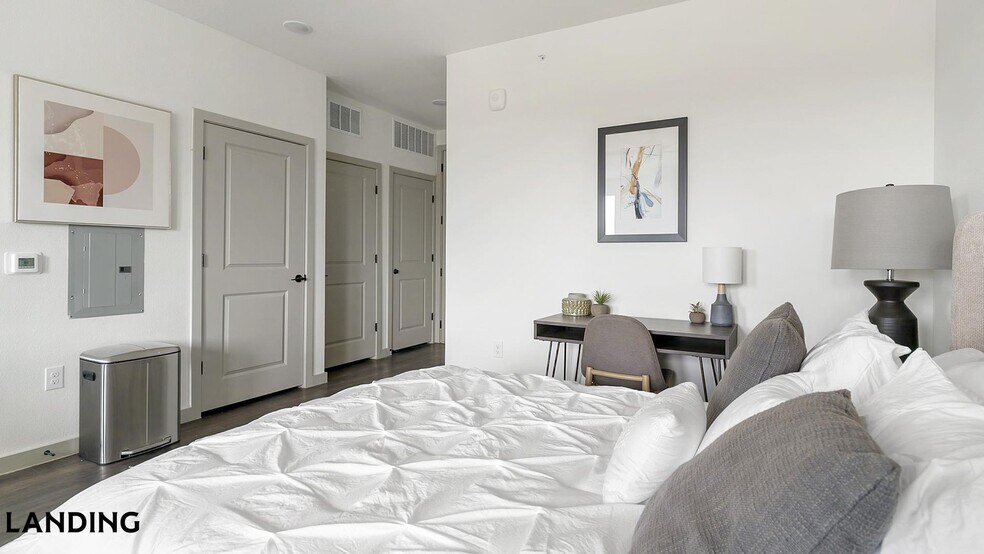 Building Photo - 91 Jensen Dr