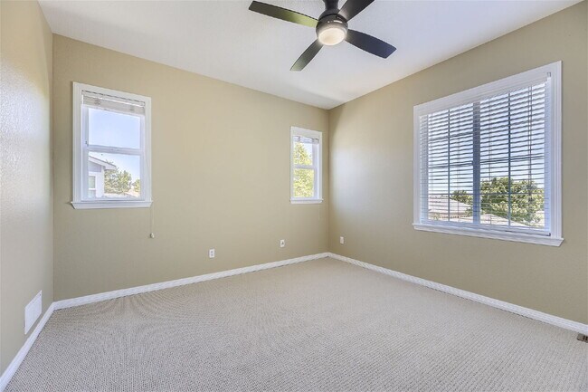 Building Photo - Five Bedroom Executive Home in the Desirable Firelight Subdivision of Highlands Ranch