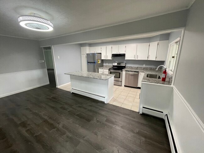 Primary Photo - 293 Dogwood Dr