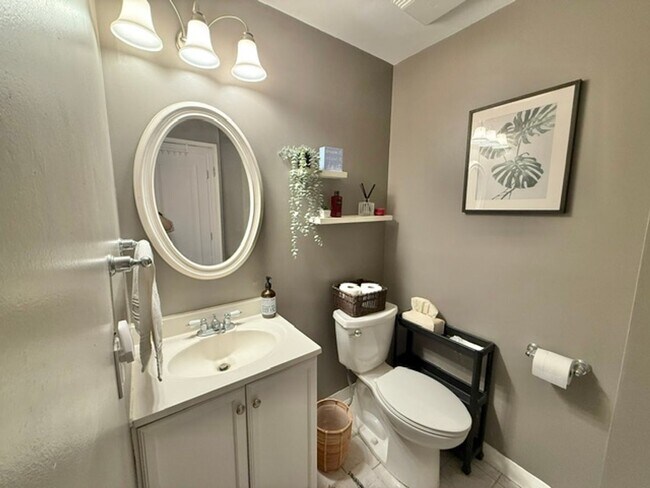 Building Photo - Charming 3-Bedroom, 2-Bath Home for Rent -...