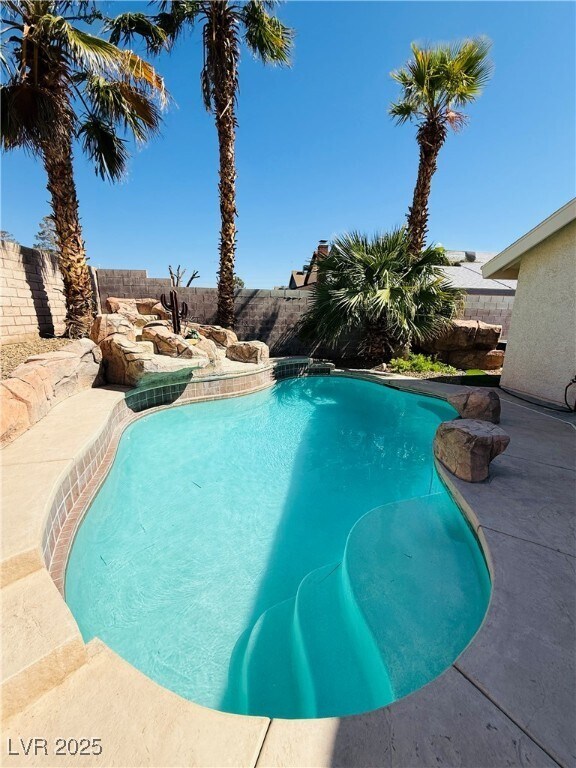 Building Photo - 4241 Satinwood Dr