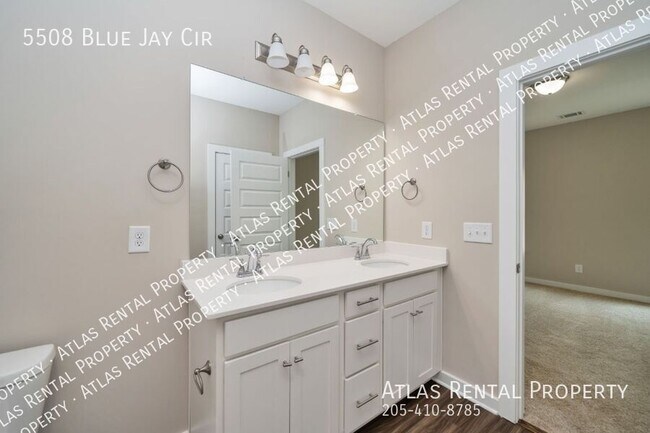 Building Photo - 5508 Blue Jay Cir