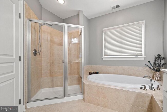 Building Photo - 7704 Water St