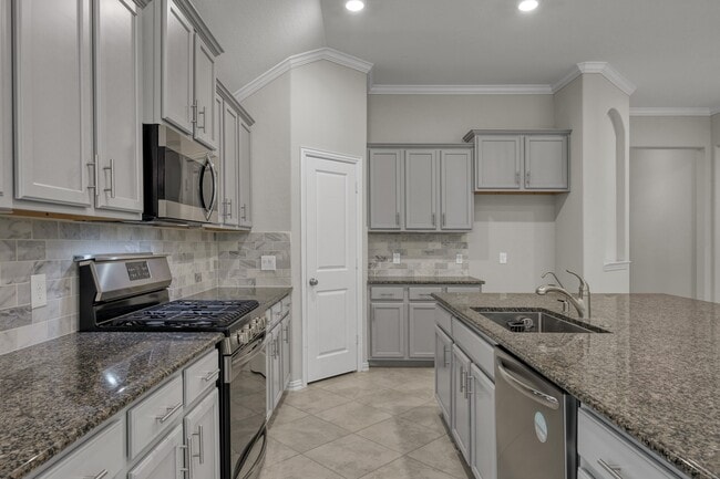 Building Photo - 122 S Bearkat Ct