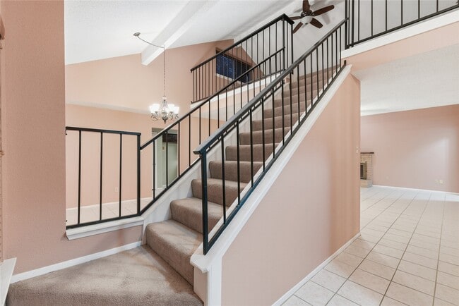 Building Photo - 8819 Kindlewood Dr