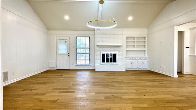 Building Photo - 3915 Spring Hollow Dr