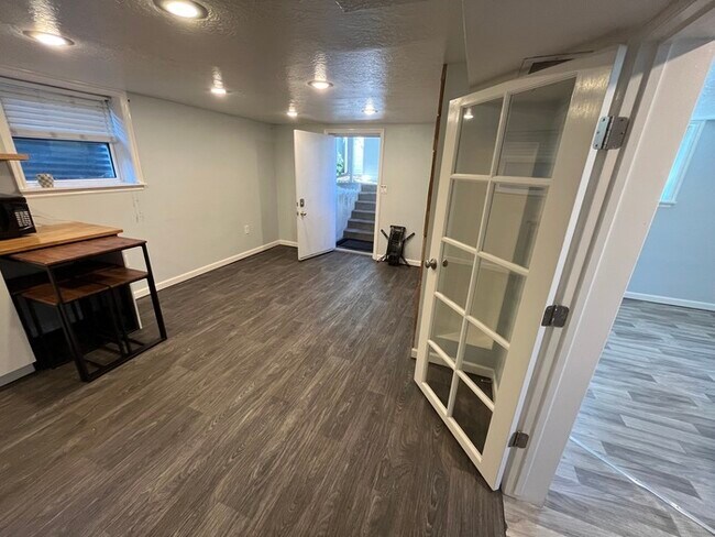 Building Photo - Coming Soon!
