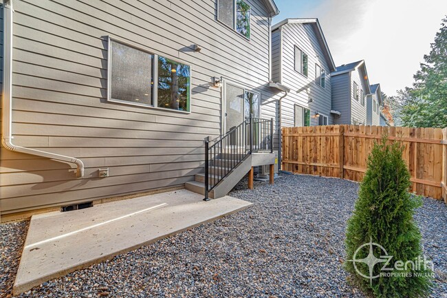 Building Photo - Elegant 2024 Built 3 Bedroom Vancouver Hom...