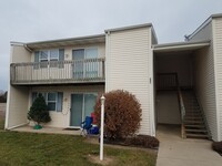 Building Photo - 211-B