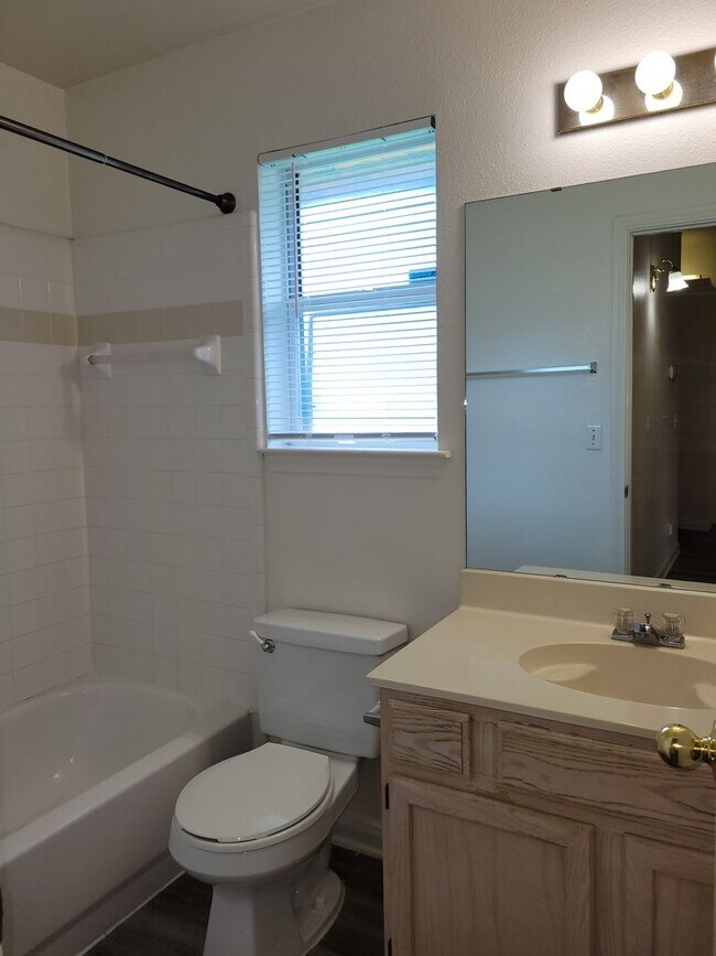 Building Photo - Cute 3bd/2ba pet friendly home in Killeen!