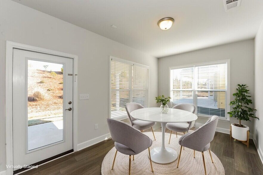 Building Photo - 119 Alcovy Ct