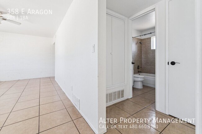 Building Photo - 358 E Aragon-