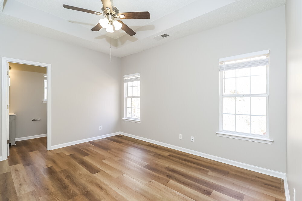 Building Photo - 197 Everett Park Dr