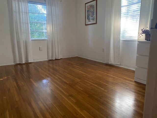 bedroom - 3515 Monegro St