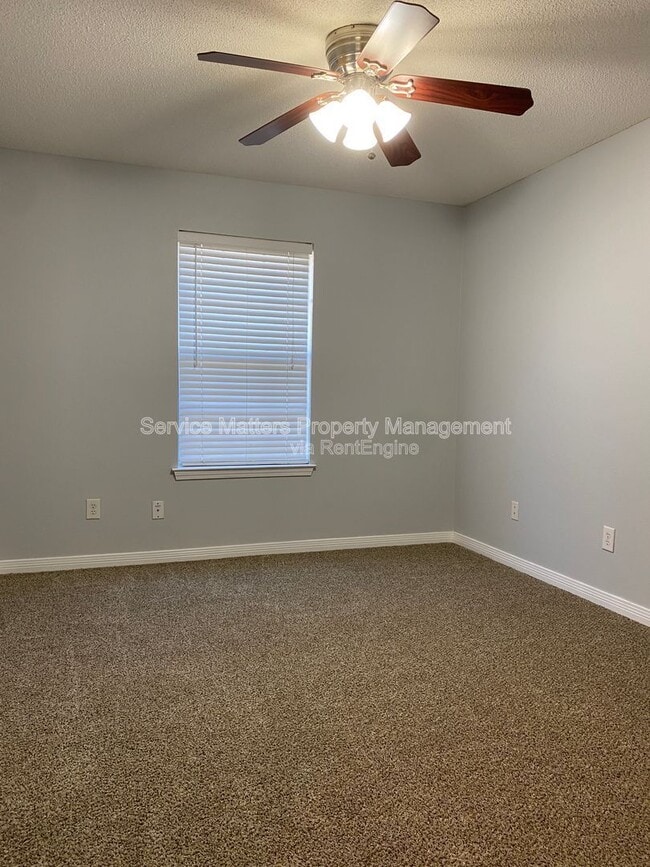 Building Photo - 5939 Ashton Woods Cir