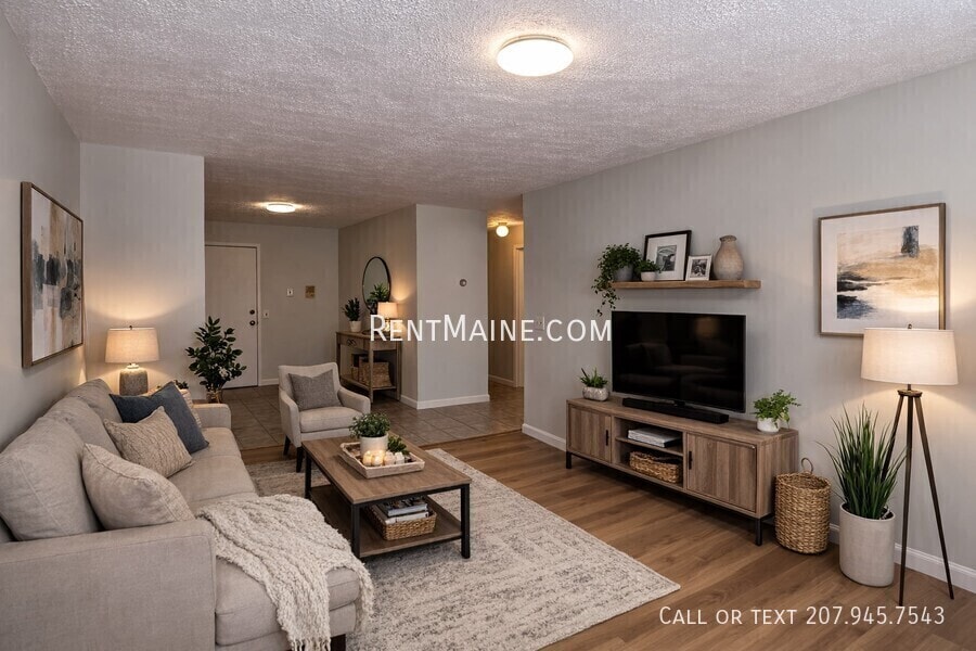 Building Photo - 10 Tall Pines Dr