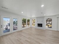 Building Photo - 190 Dawns Edge