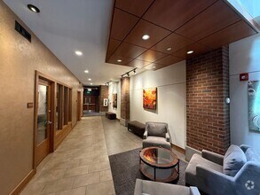 Building Photo - Modern 1BR Condo with Luxury Amenities in ...