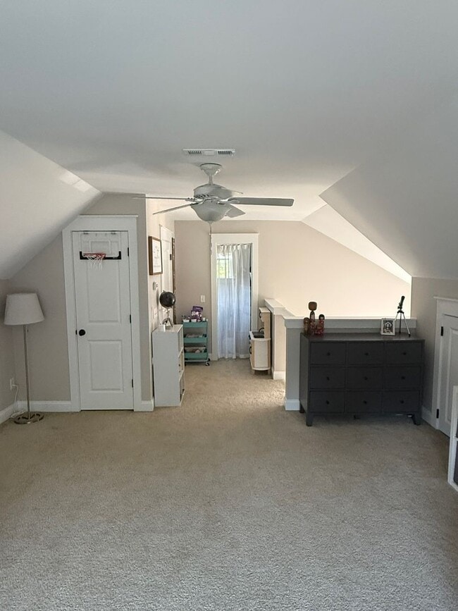 Building Photo - Available now. Amazing 4 BR/2.5 BA Home Available at Shellring at St Thomas Island!