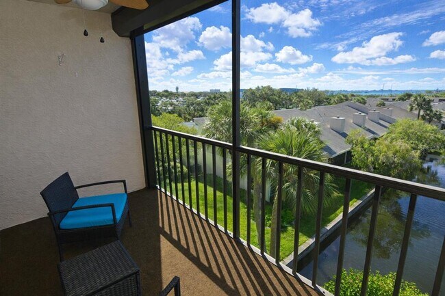 Building Photo - 1316 Pasadena Ave S