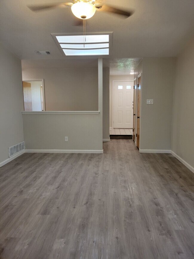 Building Photo - Recently Remodeled 3bd/2ba in Killeen!