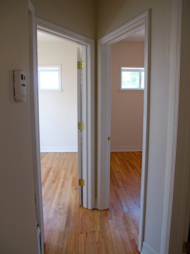 Entry to Bedrooms - Apt 3R, 2R, 1R - Harris Point Chicago