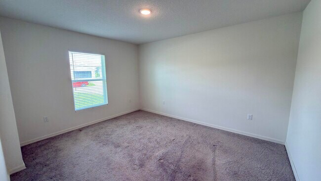 Building Photo - 6446 NW Polly Ct