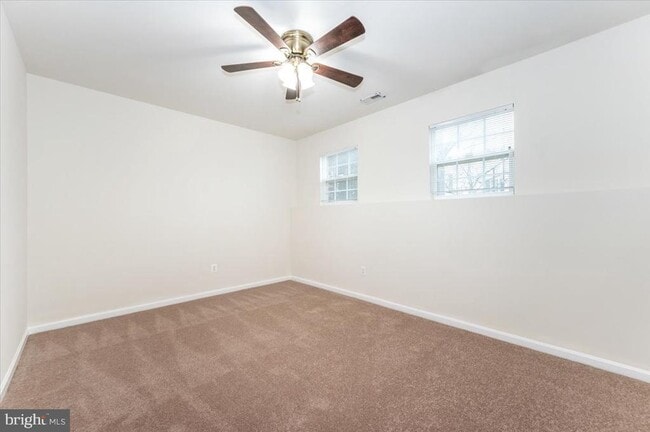 Building Photo - 23029 Birch Mead Rd