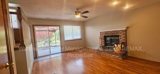 Building Photo - 4130 Madrone Way