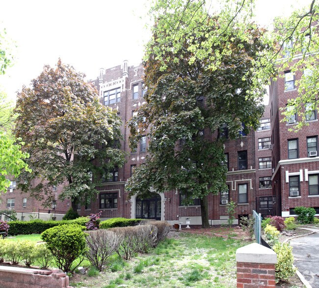Building Photo - Hudson 47