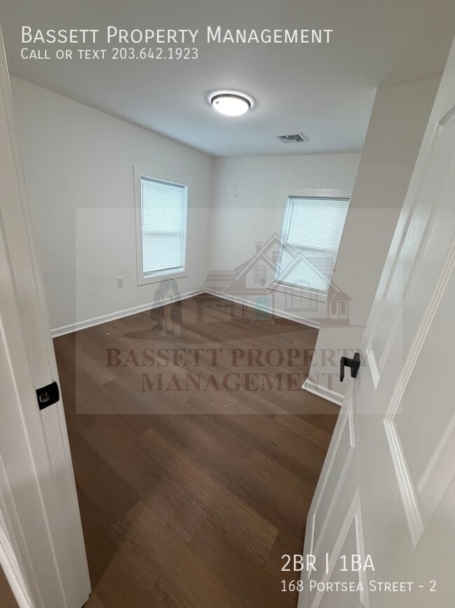 Building Photo - 168 Portsea St