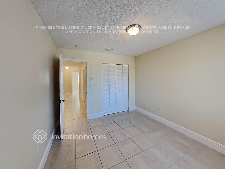 Building Photo - 12354 SW 143rd Ln