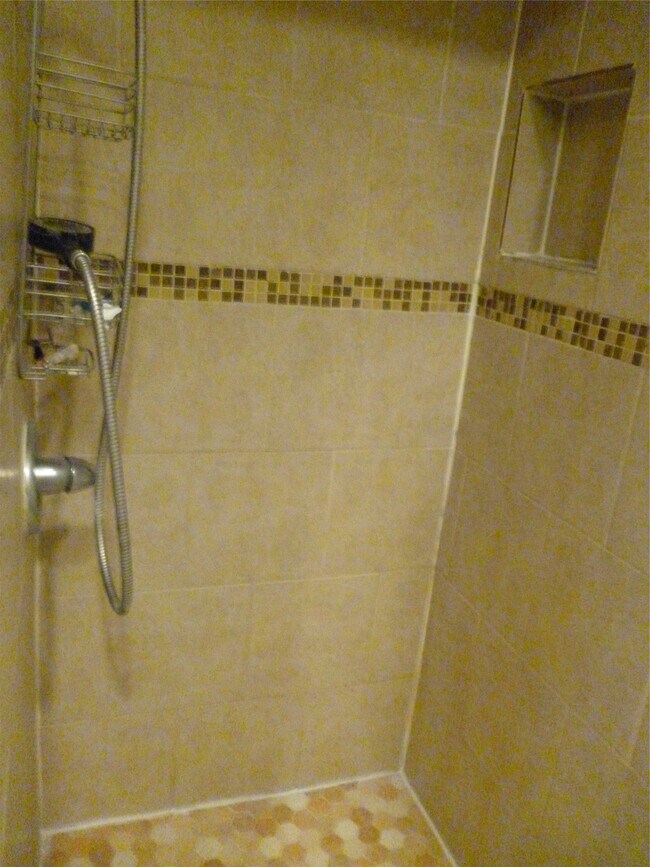 Building Photo - 2822 Mesquite Dr