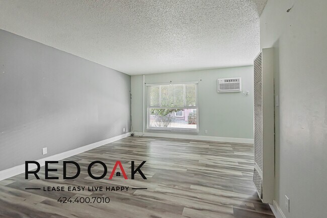 Building Photo - 10562 Haddon Ave