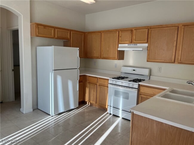 Building Photo - 4915 Midnight Oil Dr