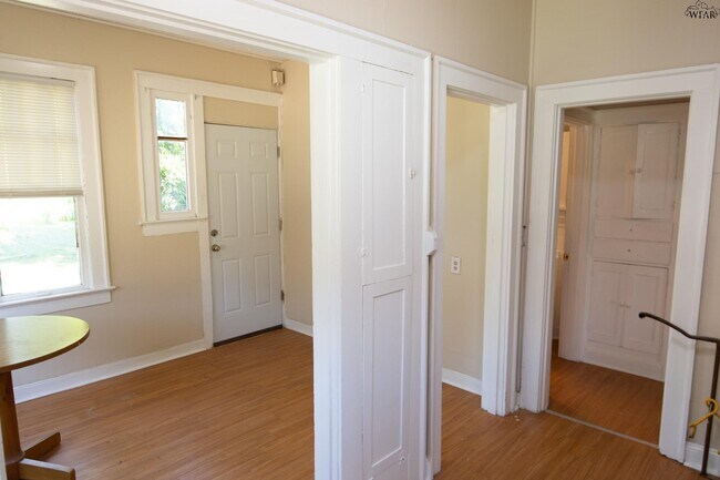 Building Photo - 1407 Fillmore St