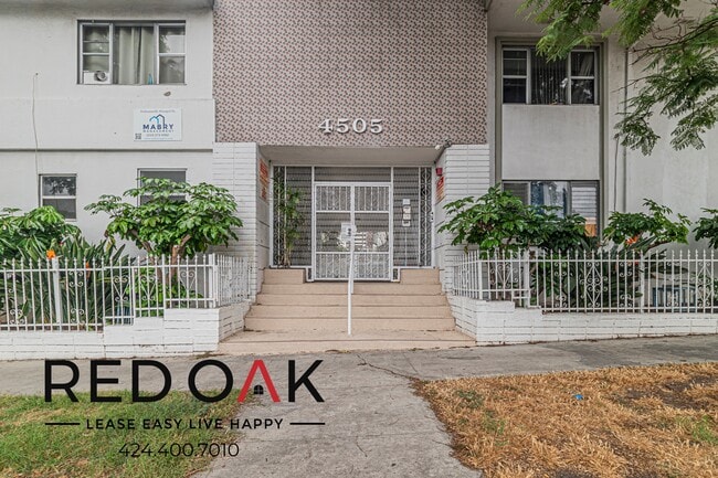Building Photo - 4505 Santa Rosalia Dr