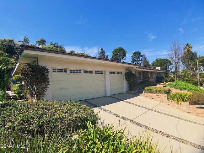 Building Photo - 3067 Corda Dr