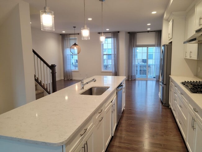 Building Photo - 2859 Hardwick Rd