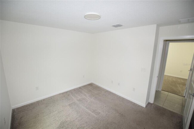 Building Photo - 1359 Lassen St