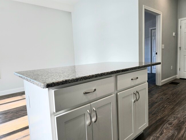 Building Photo - 2 Railroad Ave