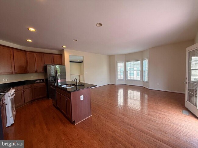 Building Photo - 25102 Cypress Mill Terrace