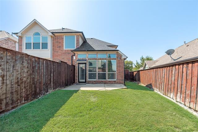 Building Photo - 2414 Thorntree Dr