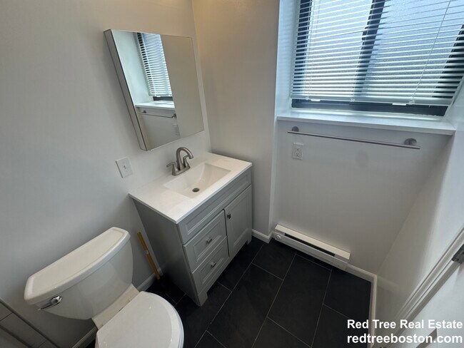 Building Photo - 320 Hammond Pond Pkwy