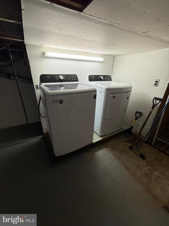 Building Photo - 109 N Main St