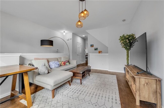 Building Photo - 1737 Liberty Pkwy NW