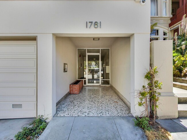 Building Photo - 1761 Vallejo St.