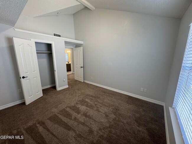 Building Photo - 485 Jeweled Mesa Ct