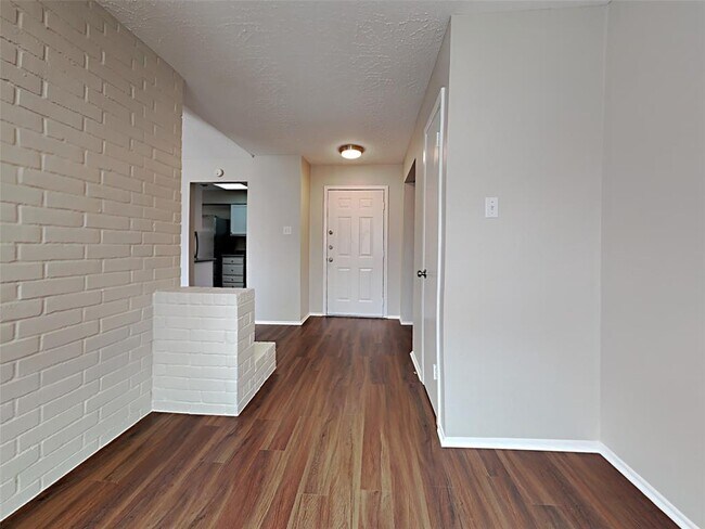 Building Photo - 24031 Griffin House Ln